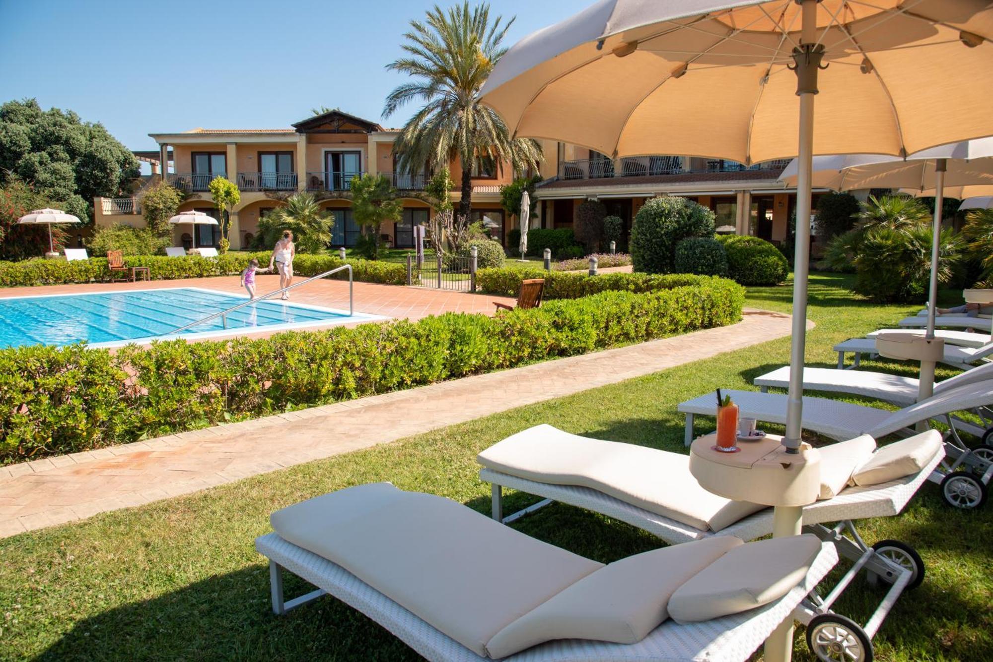 Hotel Santa Gilla Capoterra Eksteriør billede